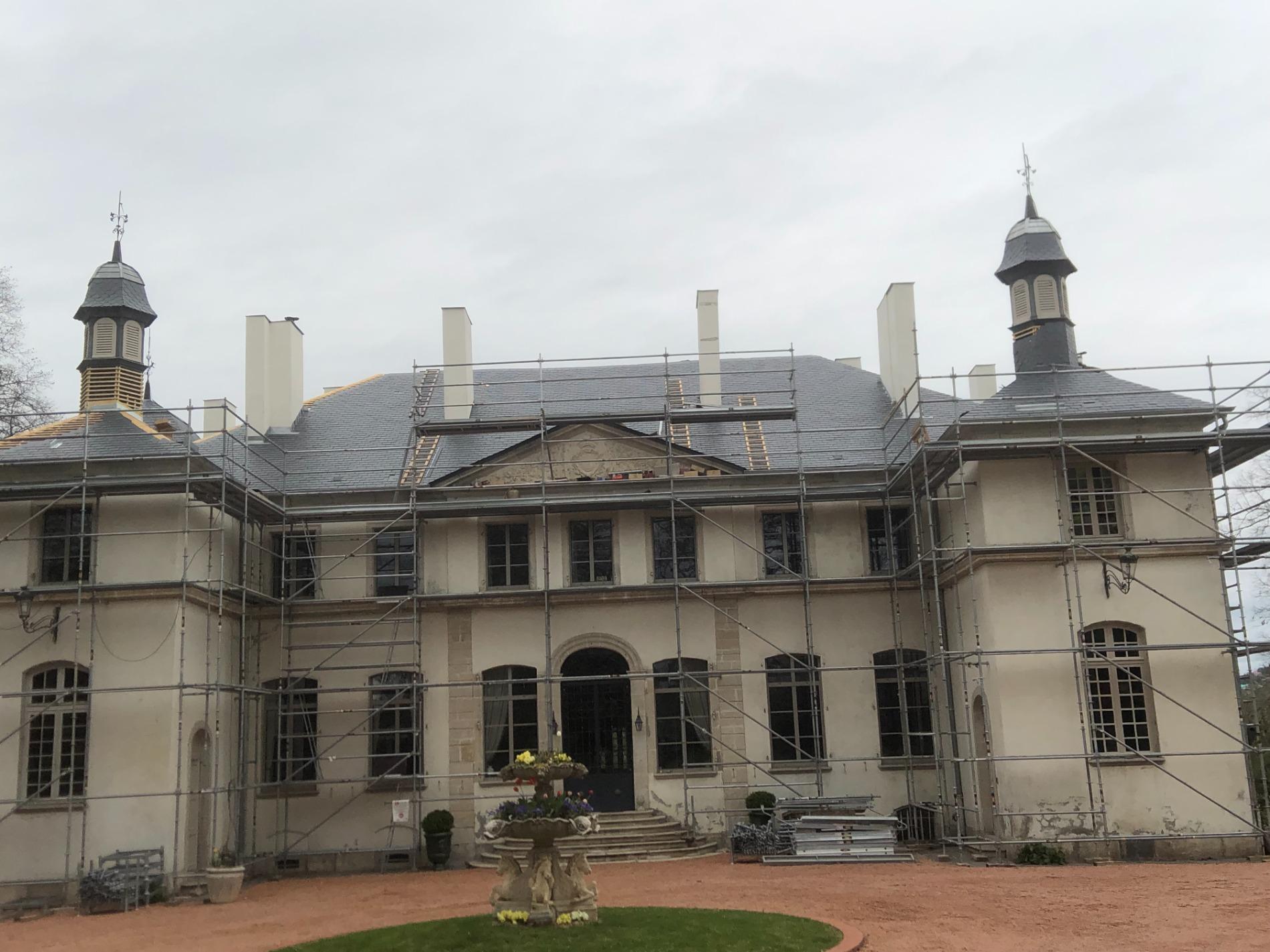 Ch&acirc;teau de Charmeil
